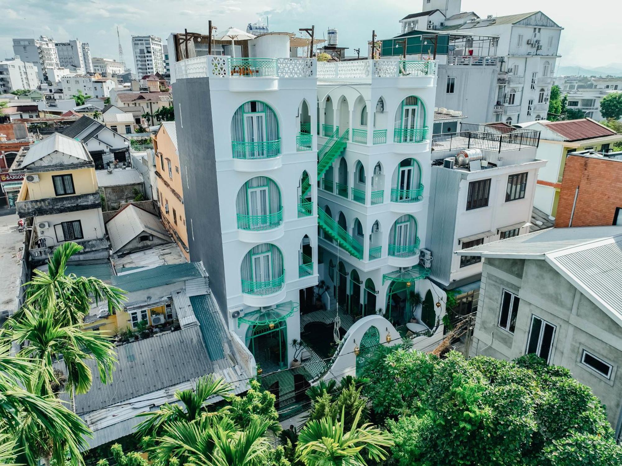 Pisces Hotel Hue Exterior foto
