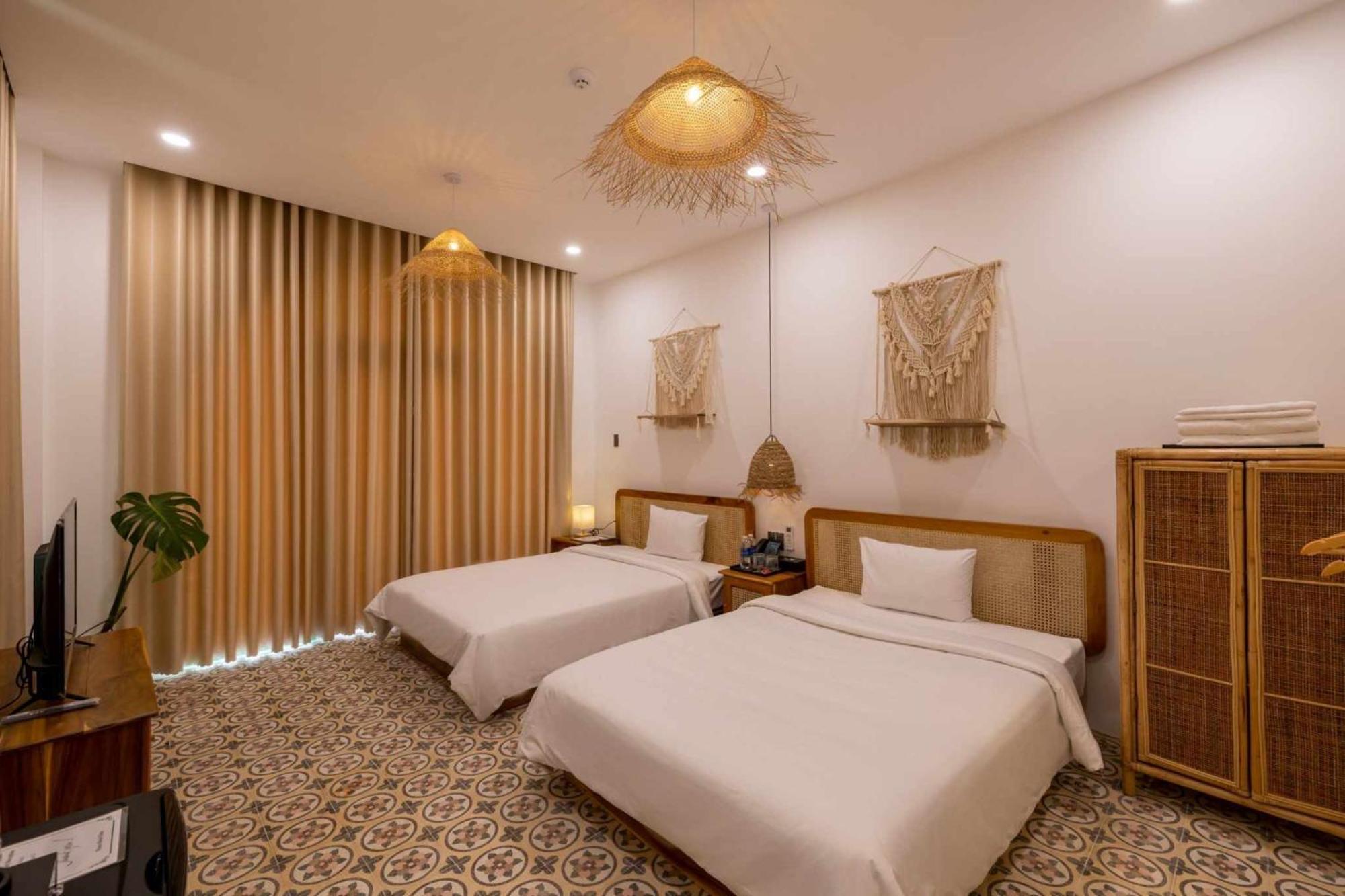 Pisces Hotel Hue Exterior foto
