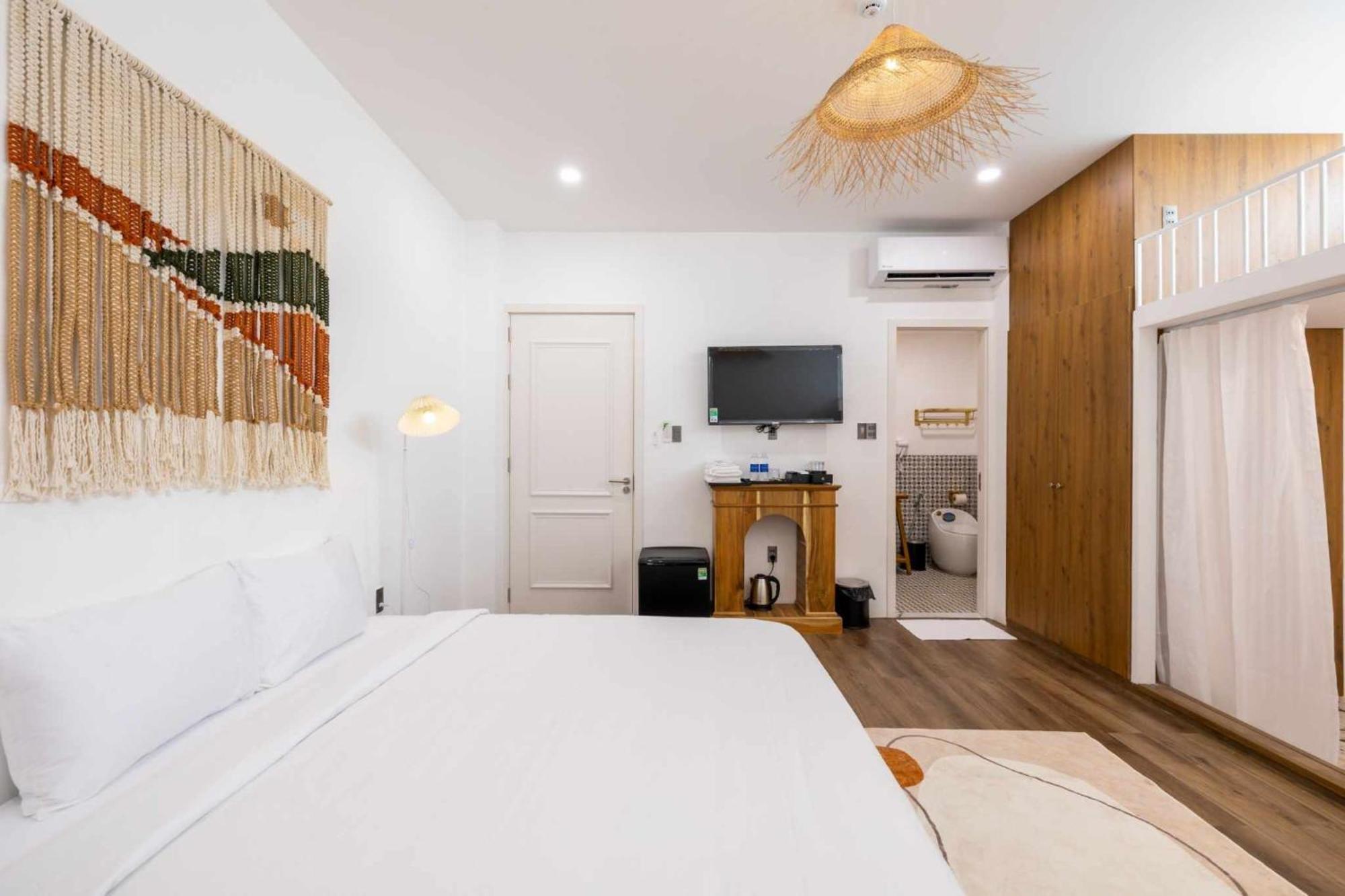 Pisces Hotel Hue Exterior foto